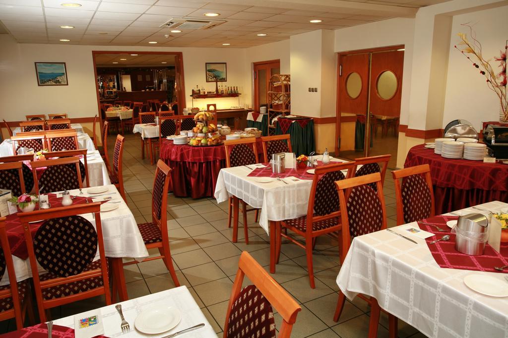 Hotel Eben Будапеща Екстериор снимка
